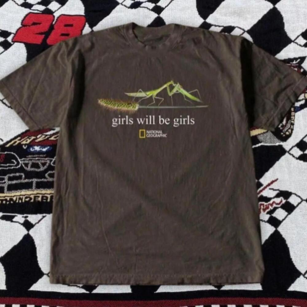 Gildan Men Brown T-Shirt, National Geographic Brown T-Shirt With
